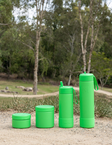 MontiiCo Insulated Food Jar - Apple lifestyle