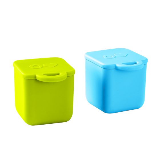 Omie silicone snack container blue and lime colour