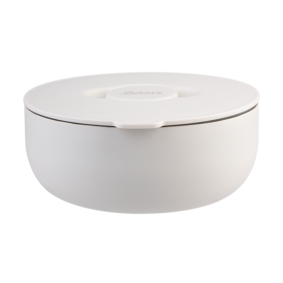 Oasis Alabaster round lunch bowl 950ml  with a silver rim on a white background