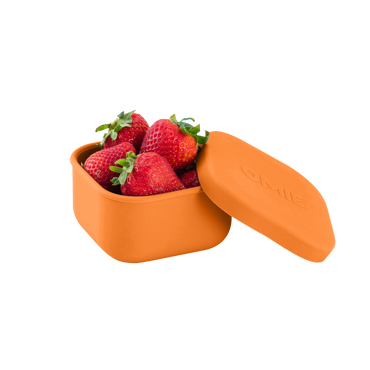 Omie snack silicone container orange colour with strawberries