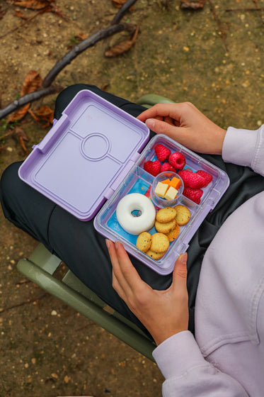 Yumbox Snack Box - Power Pink (Rainbow)