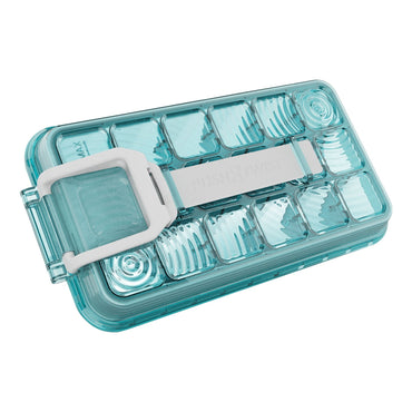 Icebreaker Push And Twist Ice Maker - BentoBliss